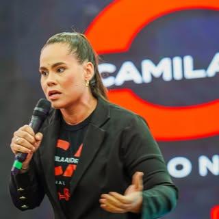 Camila Andrade