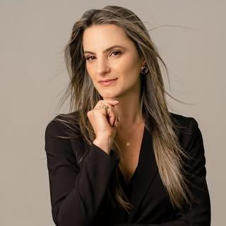 Capa de Marcela Mara
