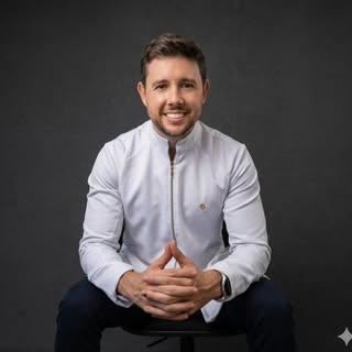 Capa de Adriano Carvalho