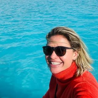 Capa de Alessandra Ribeiro Franco