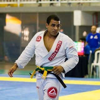 Capa de Caio Rocha