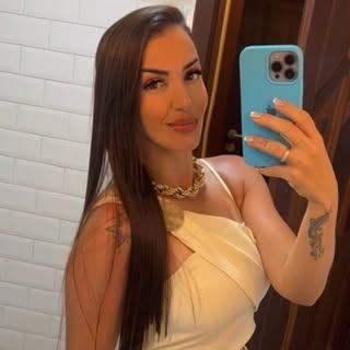Capa de Alana Rezende