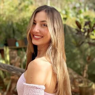 Capa de Danielle Campos