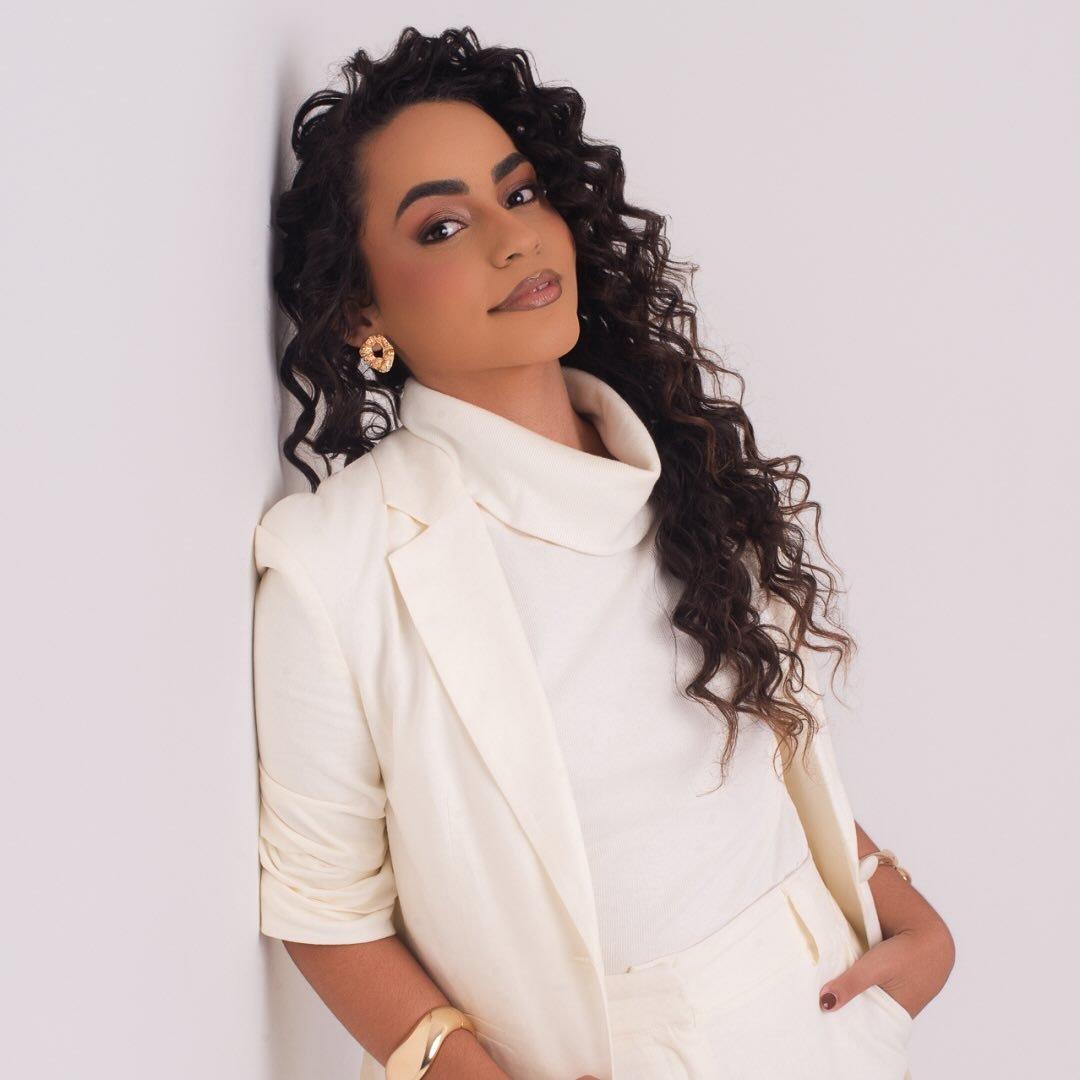 Capa de Eriane Vitória