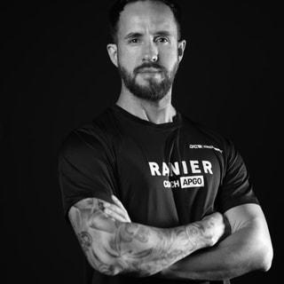 Capa de Ranier Alves l Goiânia l Online