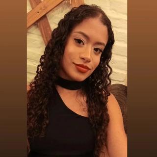 Capa de Ana Beatriz Vieira