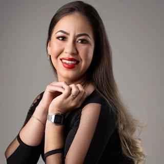 Capa de Camila Oliveira