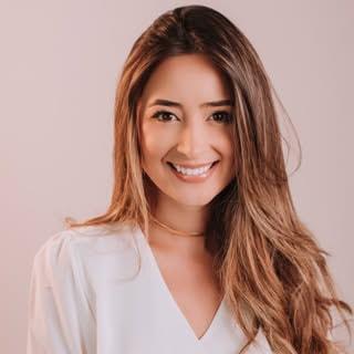 Capa de Débora Mendes