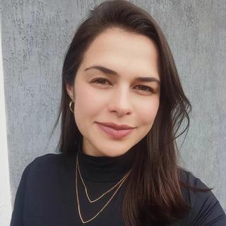Capa de Larissa Figueira