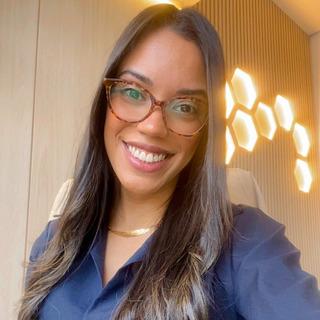 Letícia Moura