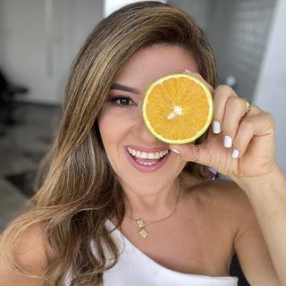 Capa de Adriana Pedrosa