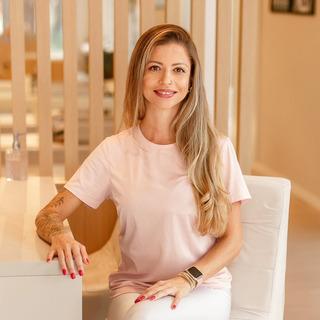 Capa de Suzana Bond
