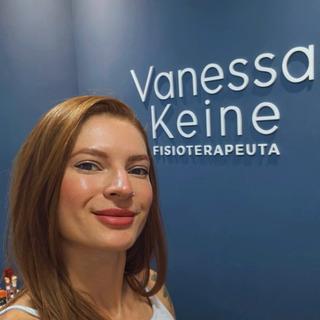 Capa de Vanessa Keine