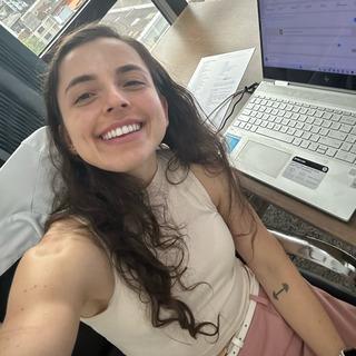 Capa de Andressa Brenneisen