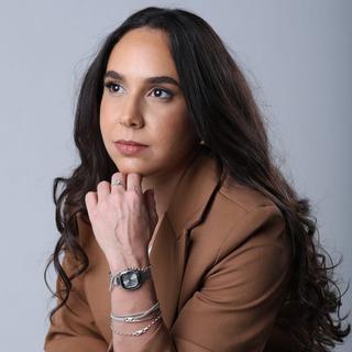 Capa de Ingrid Praxedes Corrêa