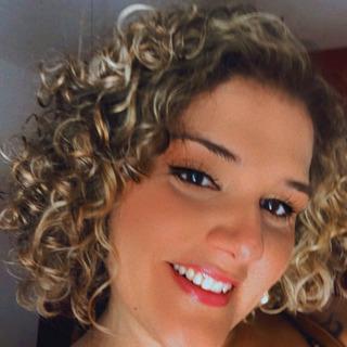 Capa de Pâmela Falcão