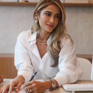 Capa de Janaina Caiado